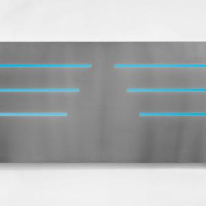 AO VII, 2022, Alluminio aeronautico con nastro luminoso, 84x184cm