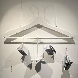 Opportunità - Valore - Significato, 2018, Ready Made e acrilico , 154x130cm