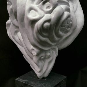 Germinazione #1, 2021, Marmo Bianco di Carrara, Base Marquina nera , 49x28x25 cm